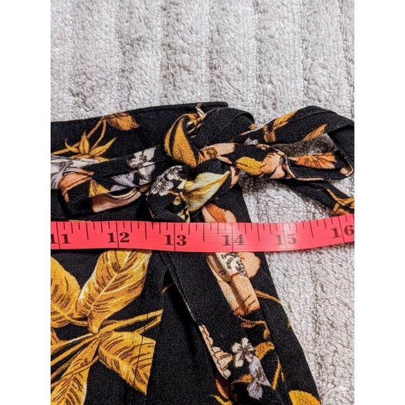 American Eagle Floral Wrap Mini Skirt‎ High Waist Black Peach Small - Picture 8 of 9